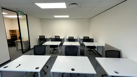 2 Venus St, Melrose Estate - 1st Floor (11)